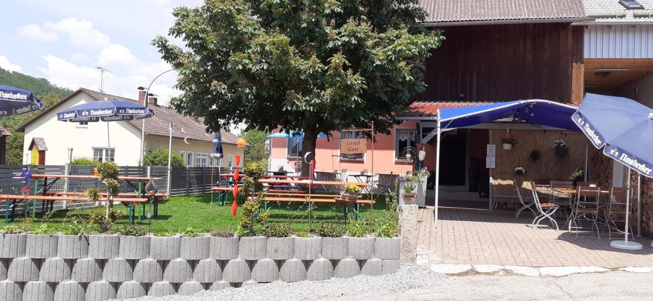 Schöne Ferienwohnung mit großer Terrasse. Schmidmuhlen Exterior foto